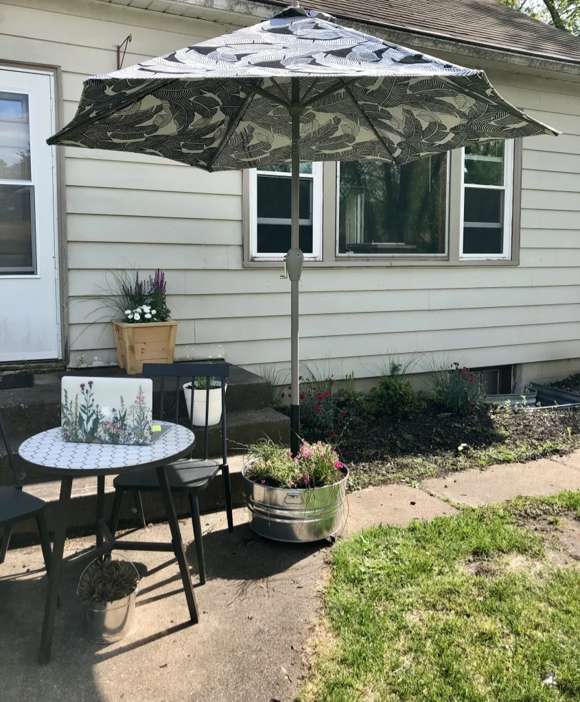 diy patio umbrella stand finished