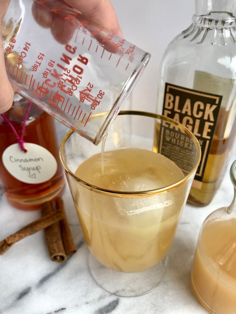 apple cider whiskey sour